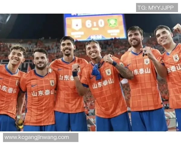 济南足球明星队阵容揭晓全新名单引发球迷热议与期待